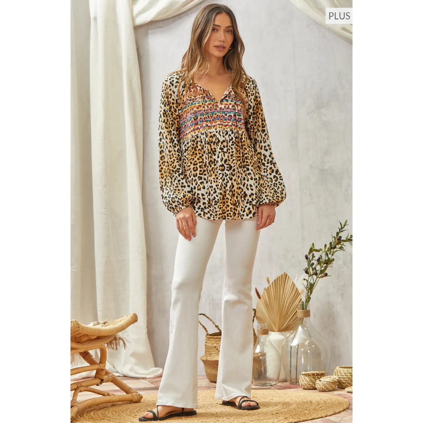 Plus Leopard Embroidery Top Youthful Women's Pop