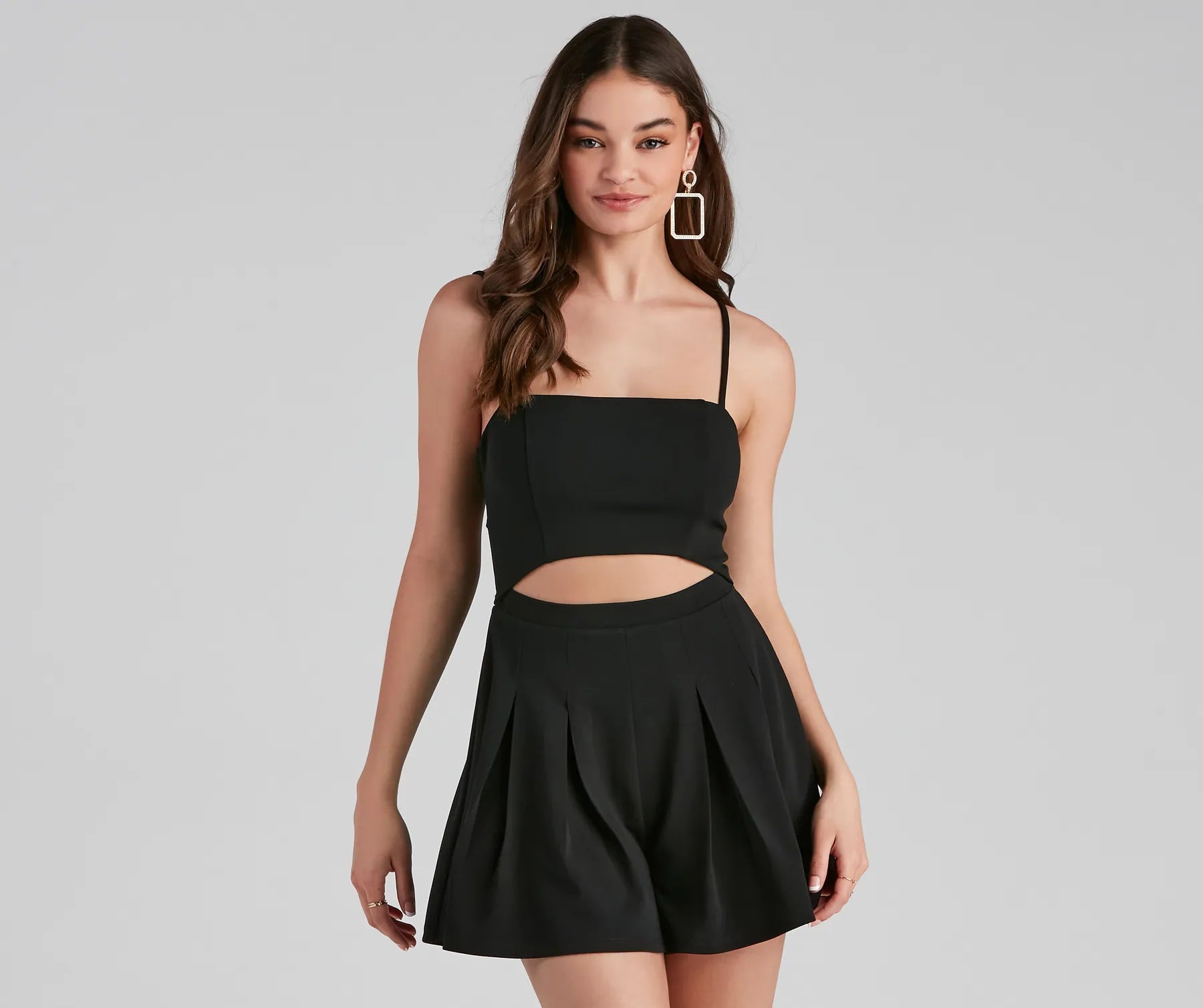 Standing Ovation Crepe Pleat Romper Classic Women's Pin - striped